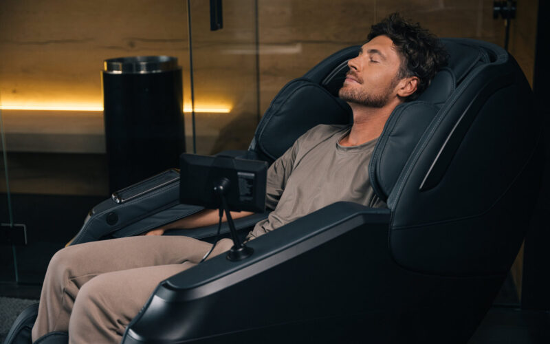 Fotel masujący a ból pleców, karku i kręgosłupa