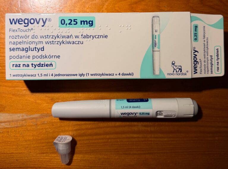 Lek Wegovy w opakowaniu i strzykawce