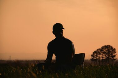Praca: wyrwij się z klatki