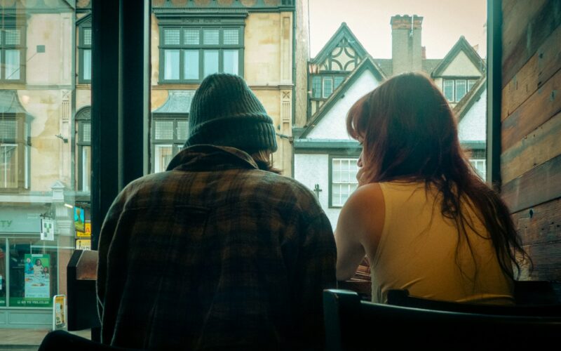 Uwodzenie i flirt: jak czytać sygnały i flirtować z szacunkiem 11 Uwodzenie i flirt: czytaj jej sygnały