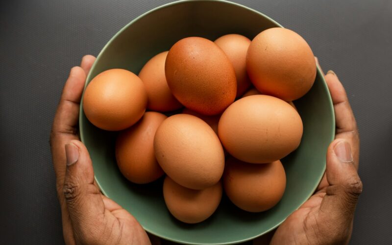 12854